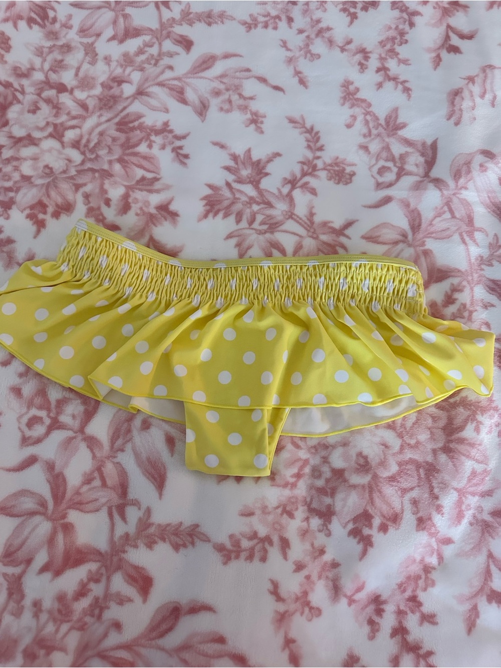 Fancy brand 
Ruffle polka dot bottoms